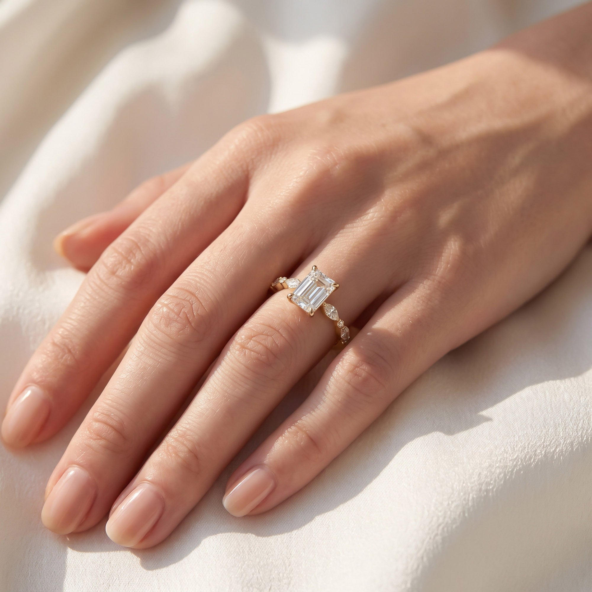 356628-ring-engagement-rings-yellow-gold--356628-29.jpg
