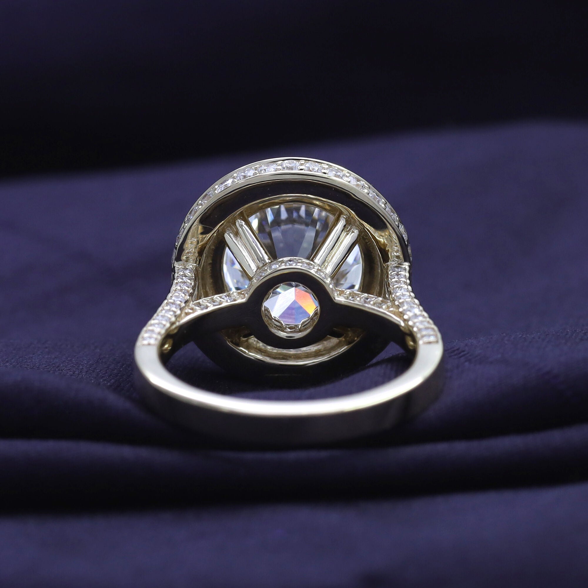 Halo Engagement Rings Round Cut Lab Grown Diamond