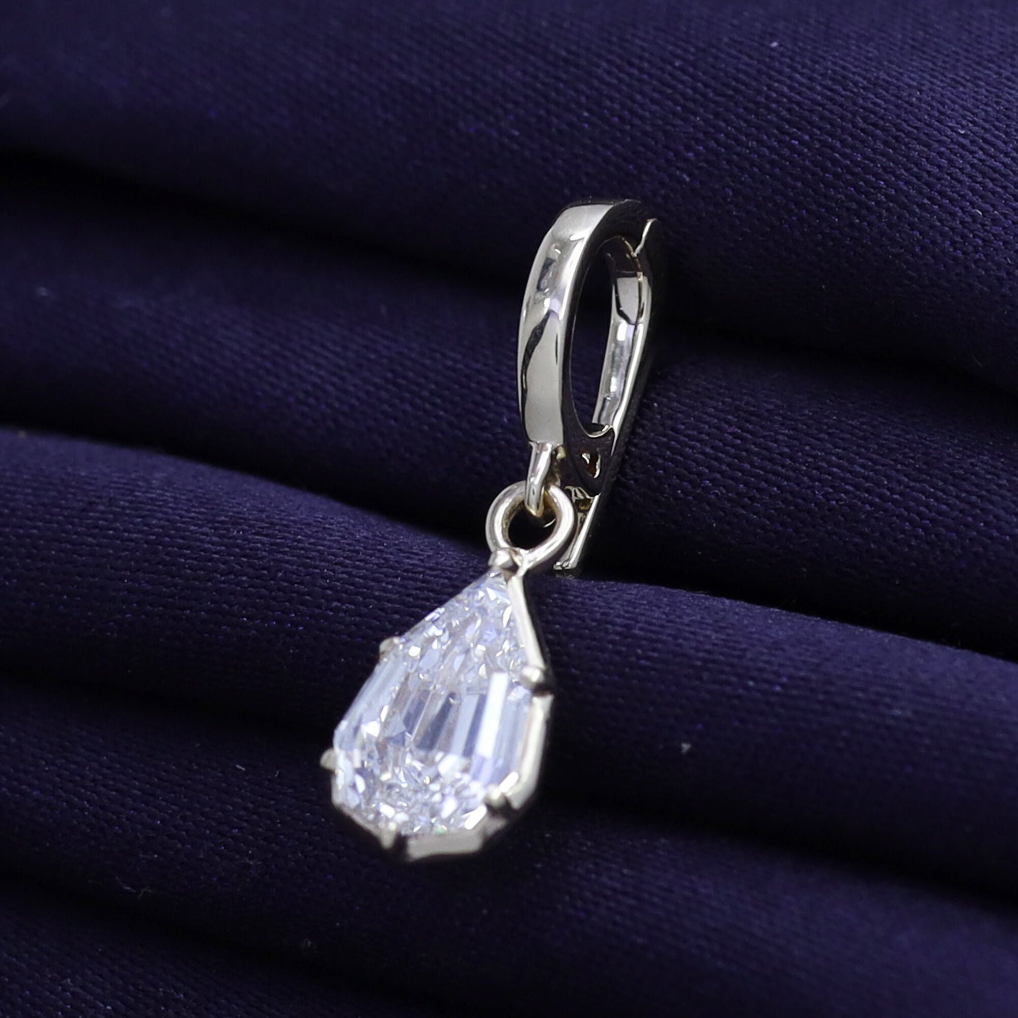 Solitaire Pendant Pear Cut Lab Grown Diamond