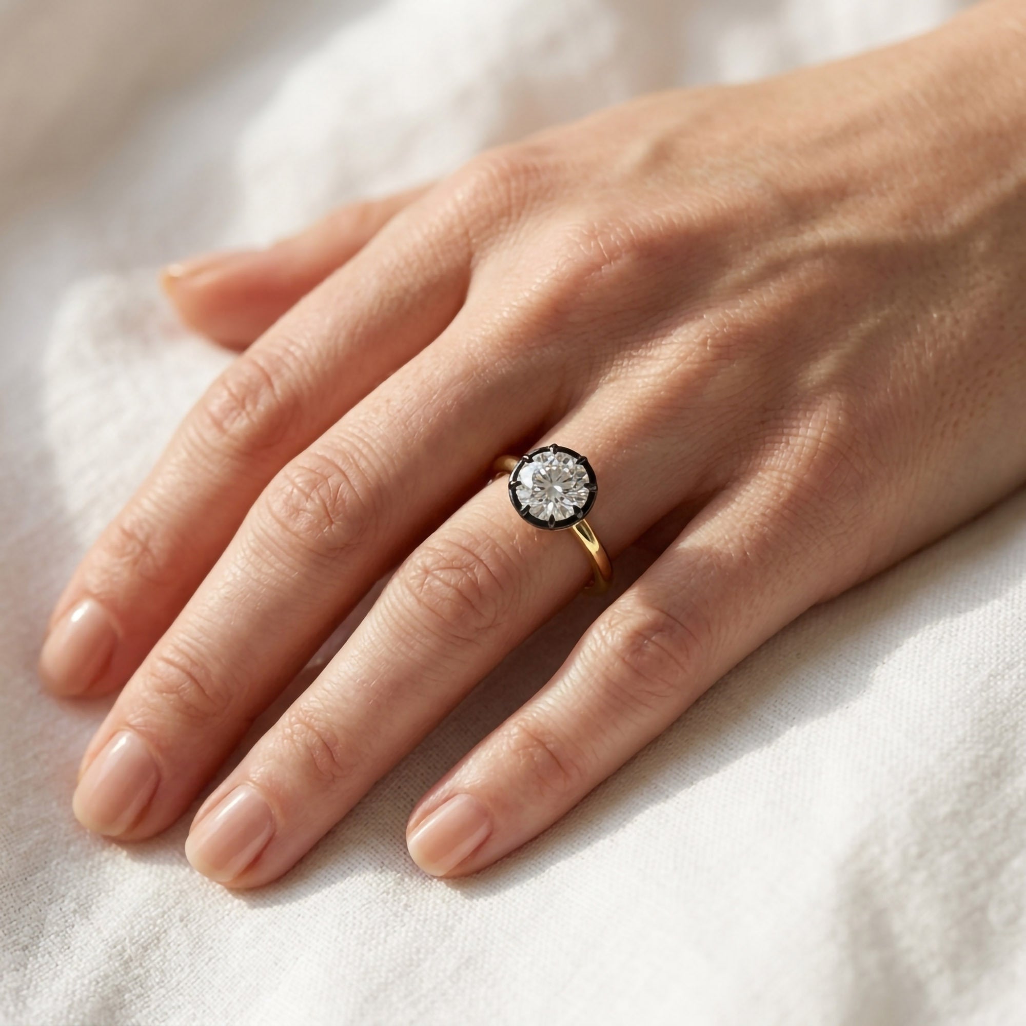 538611-ring-engagement-rings-yellow-gold--538611.jpg