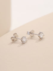 Moissanite Diamond 0.85 Cttw Stud Earrings