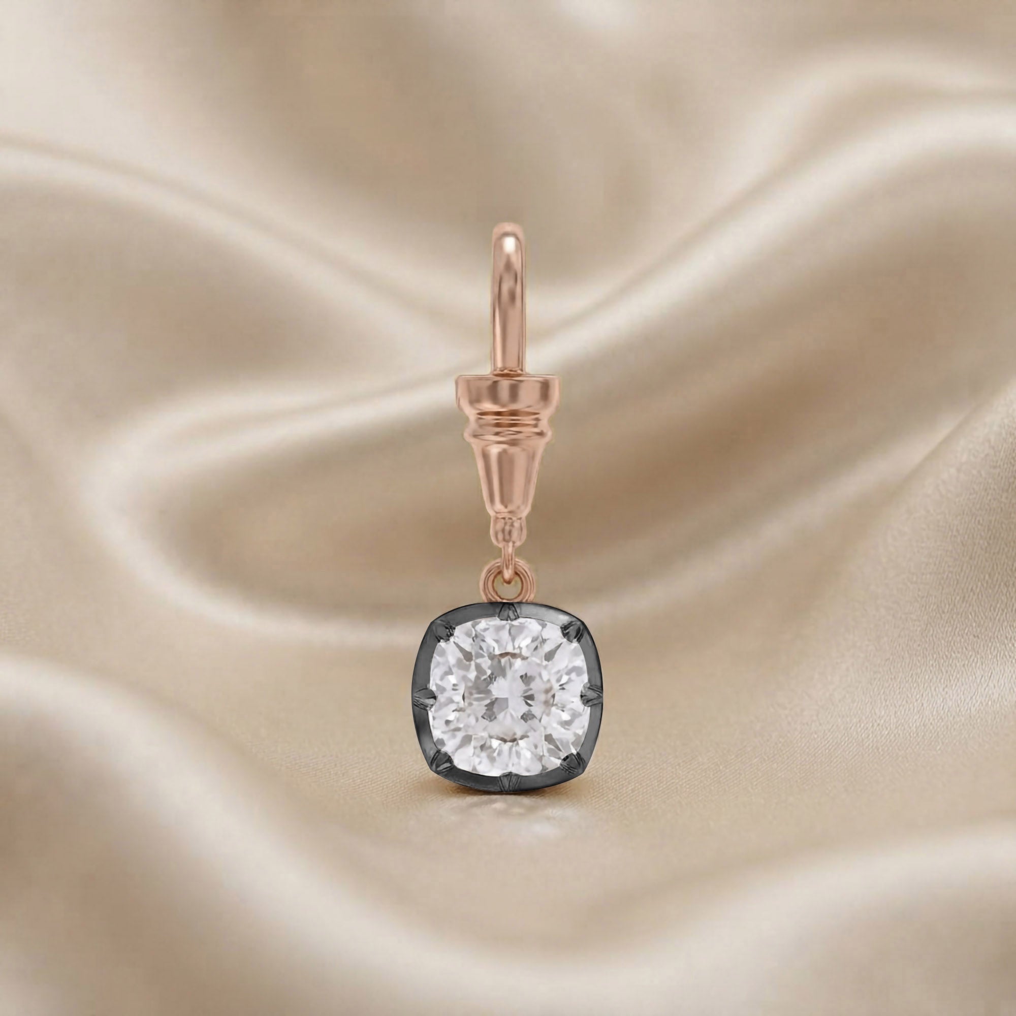 Cushion-Cut Dog Clip Bail Pendant | Lab-Grown Diamond