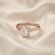 Leya Vantage Halo Oval Cut Lab Grown Diamond Engagement Ring