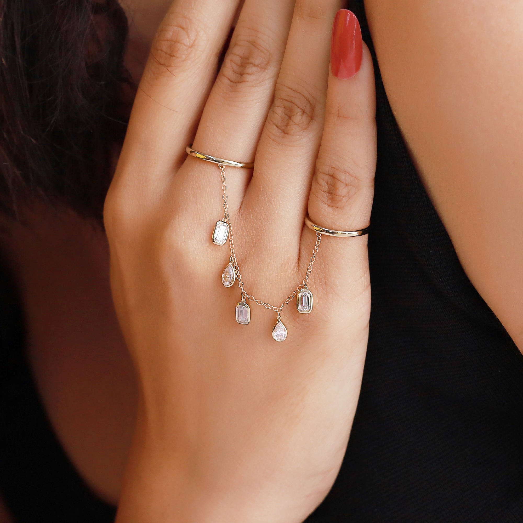 Right Hand Two Finger Chain Ring