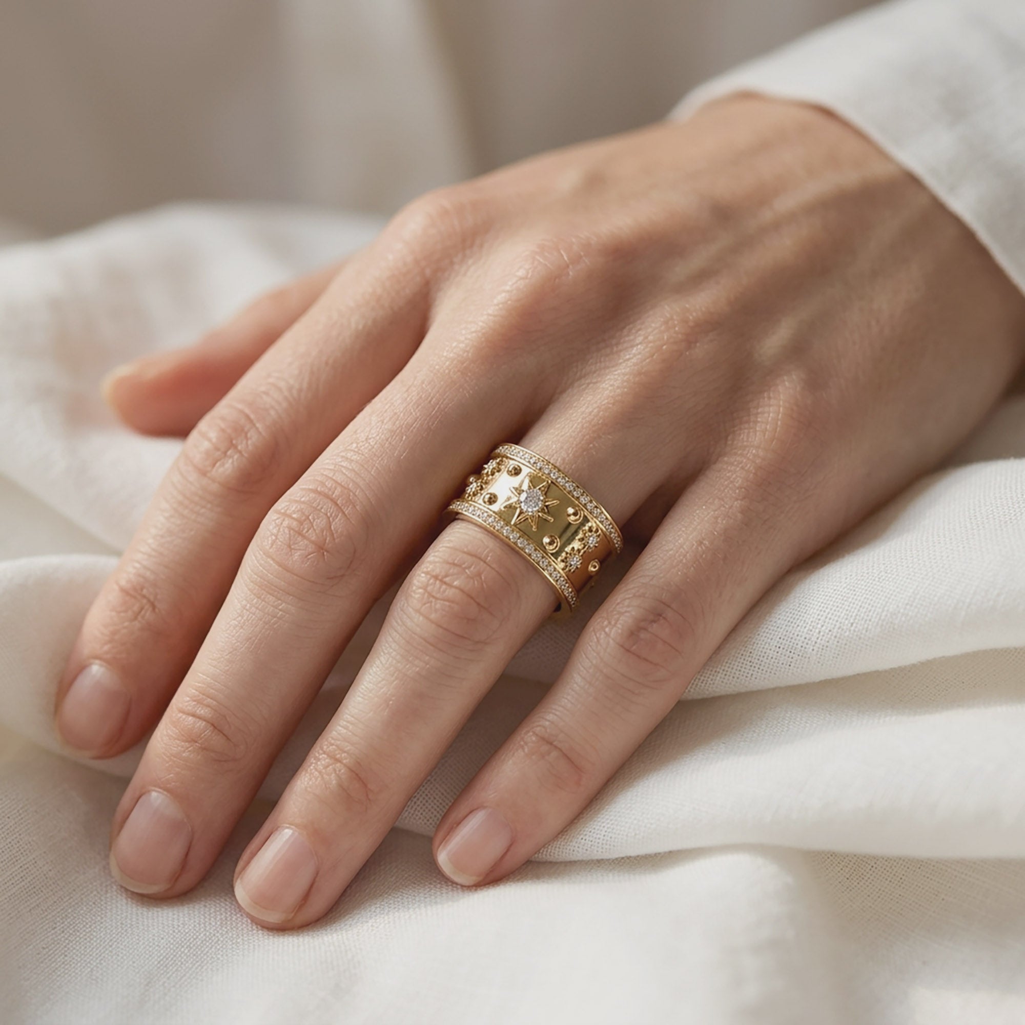 0.40 CT Round Cut Lab Grown Diamond Oura Ring Jacket