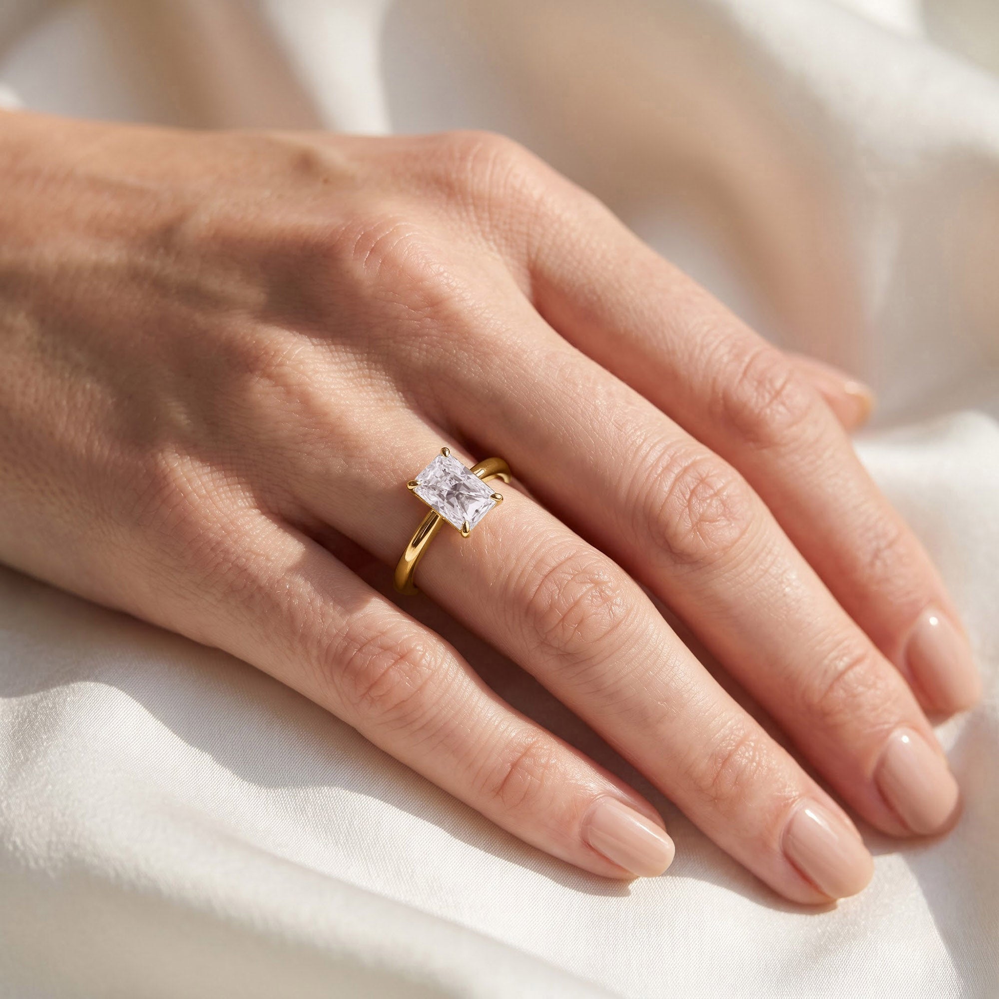 Radiant-Cut Solitaire Engagement Ring | Lab-Grown Diamond