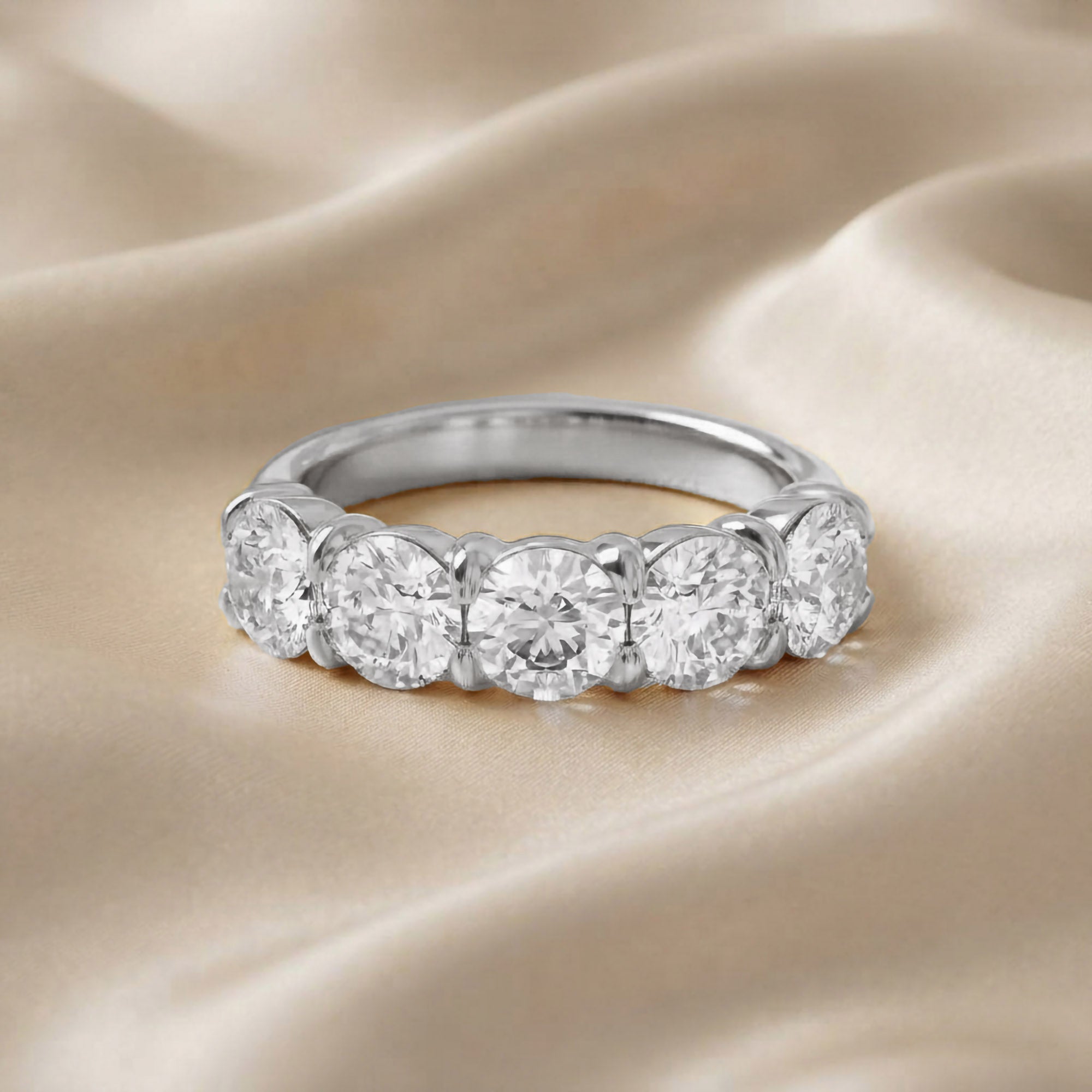 Round-Cut Half-Eternity Ring | Lab-Grown Diamond