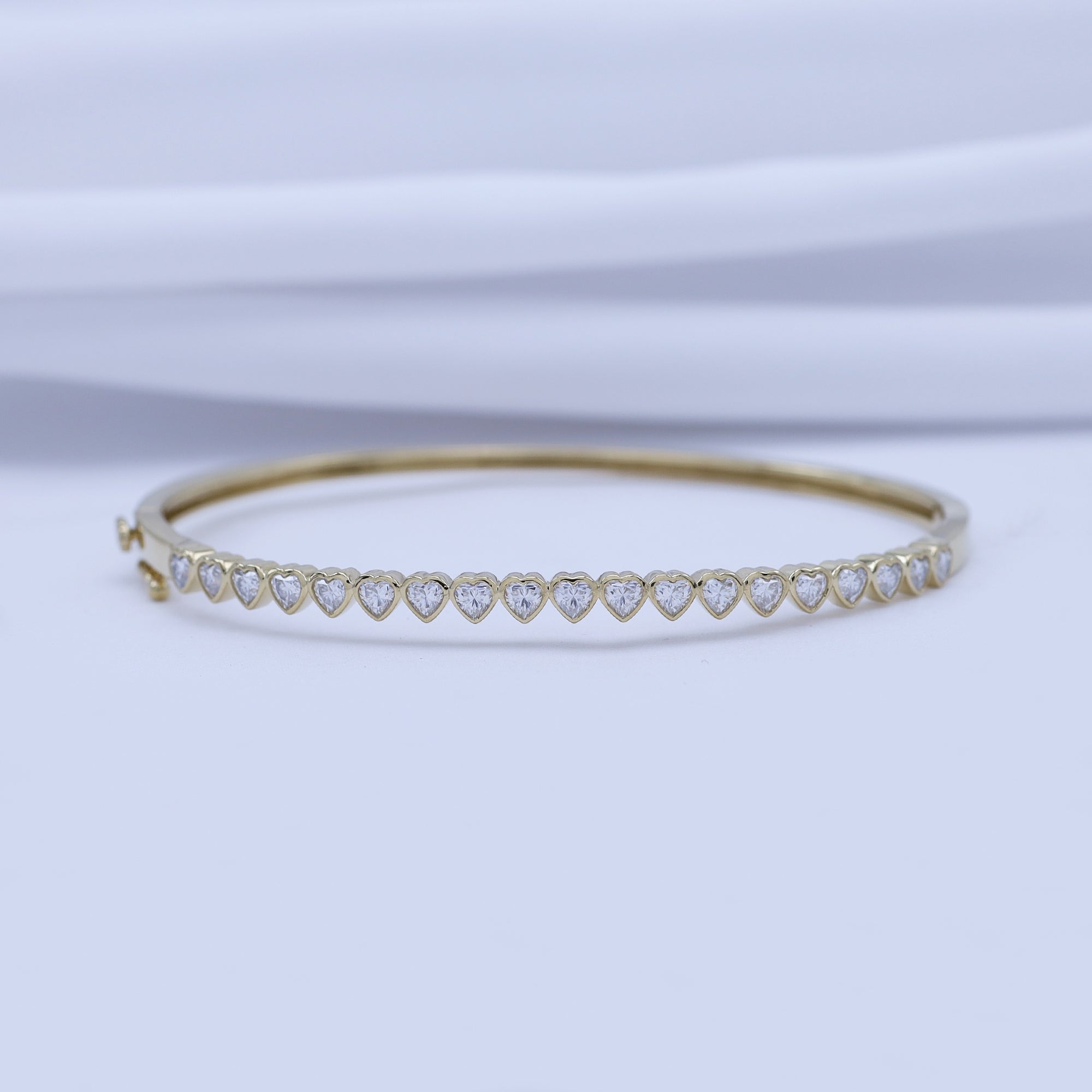 3MM Heart Shape Bangle Bracelet Lab Created Moissanite