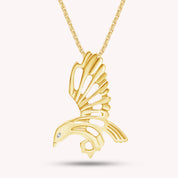Beautiful Flying Eagle Pendant Necklace