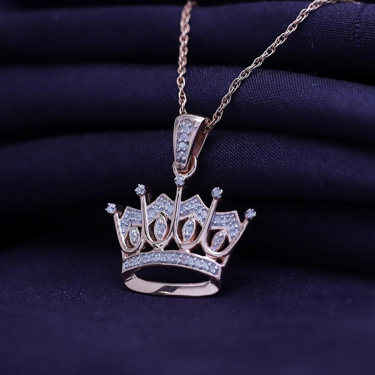 Natural Diamond Crown Pendant Necklace