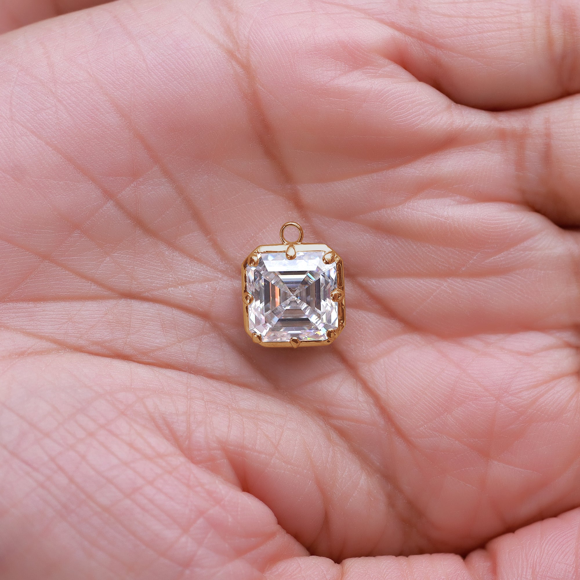 Fancy Shape Moissanite Georgian setting pendants
