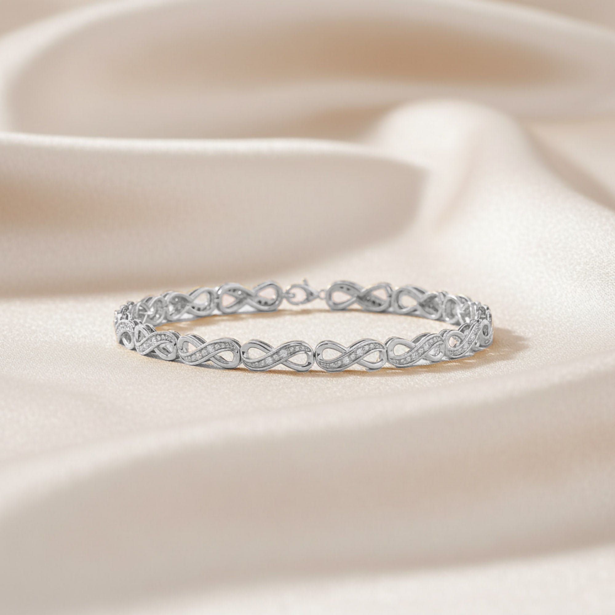 Infinity Style Lab Grown Diamond Bracelet 7.25 Inch