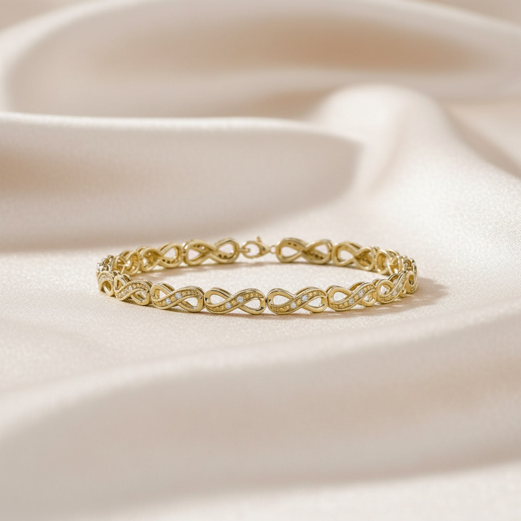 Infinity Style Lab Grown Diamond Bracelet 7.25 Inch