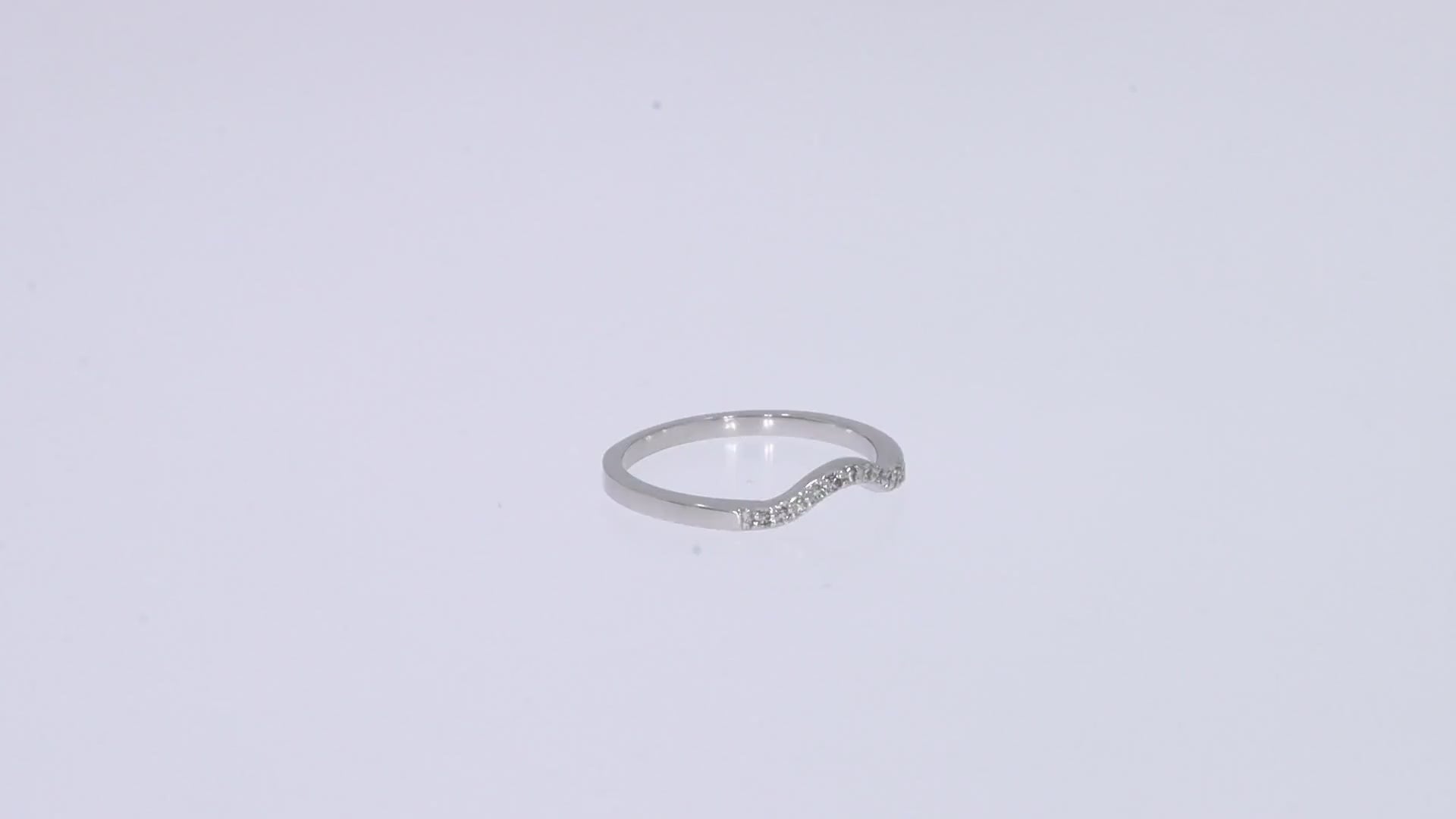 Curved Wedding Band Ring Natural Diamond